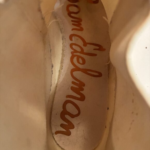 Sam Edelman White Chelsea Ankle Boots - Picture 3 of 4